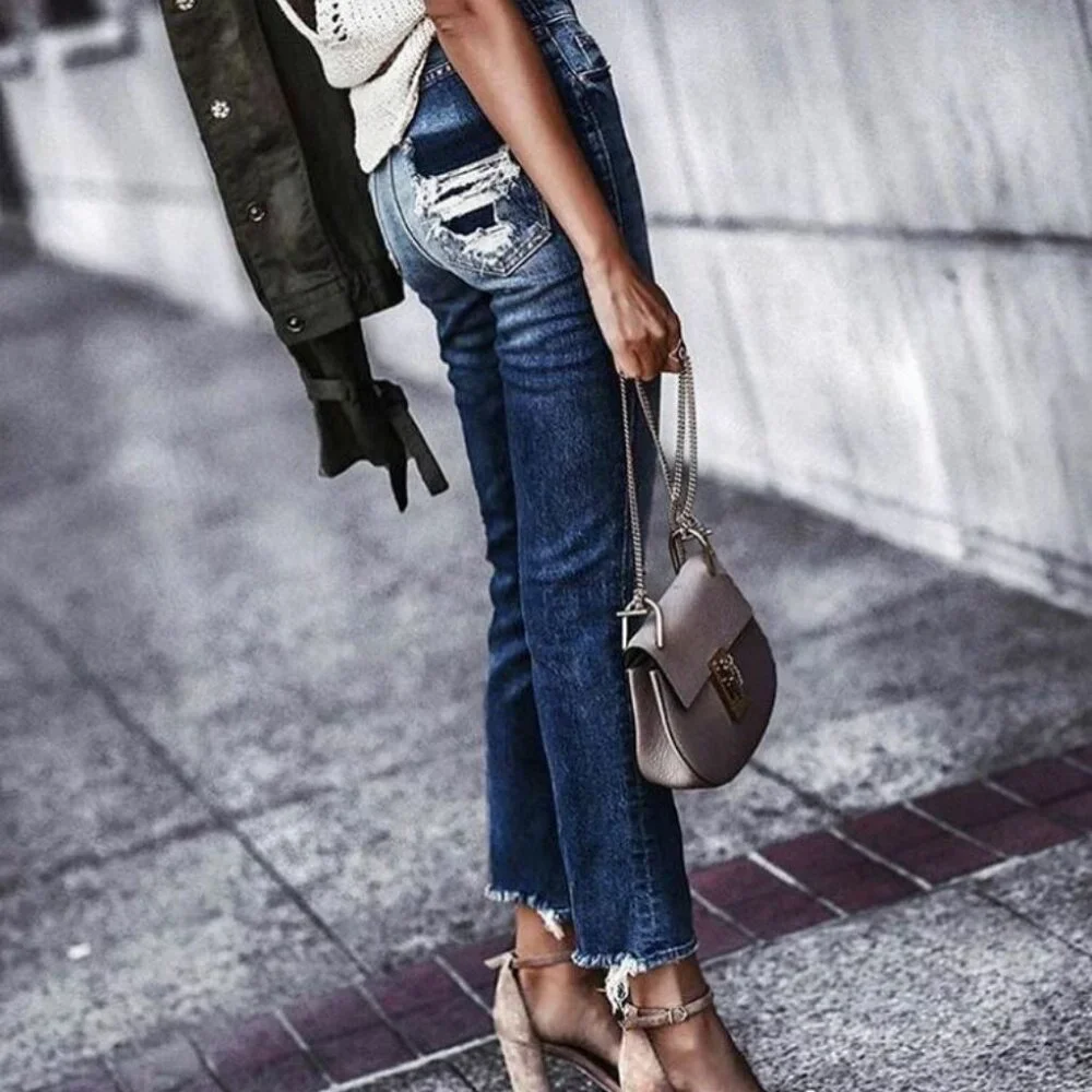 NWT MOTHER The Swooner Crop Jeans Your Treat Or Mine Distressed 24,26,27 $268